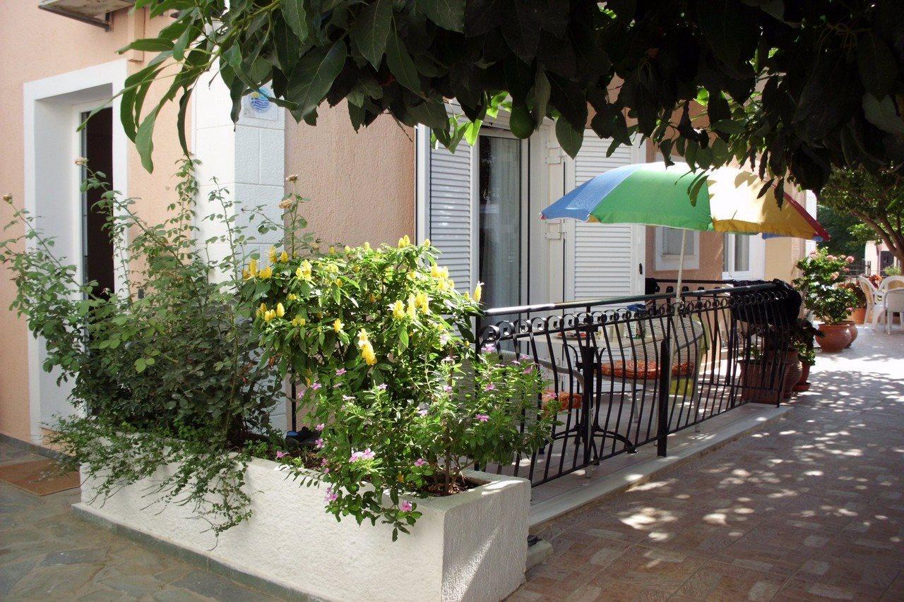 Dionysios Studios Skala  Exteriör bild