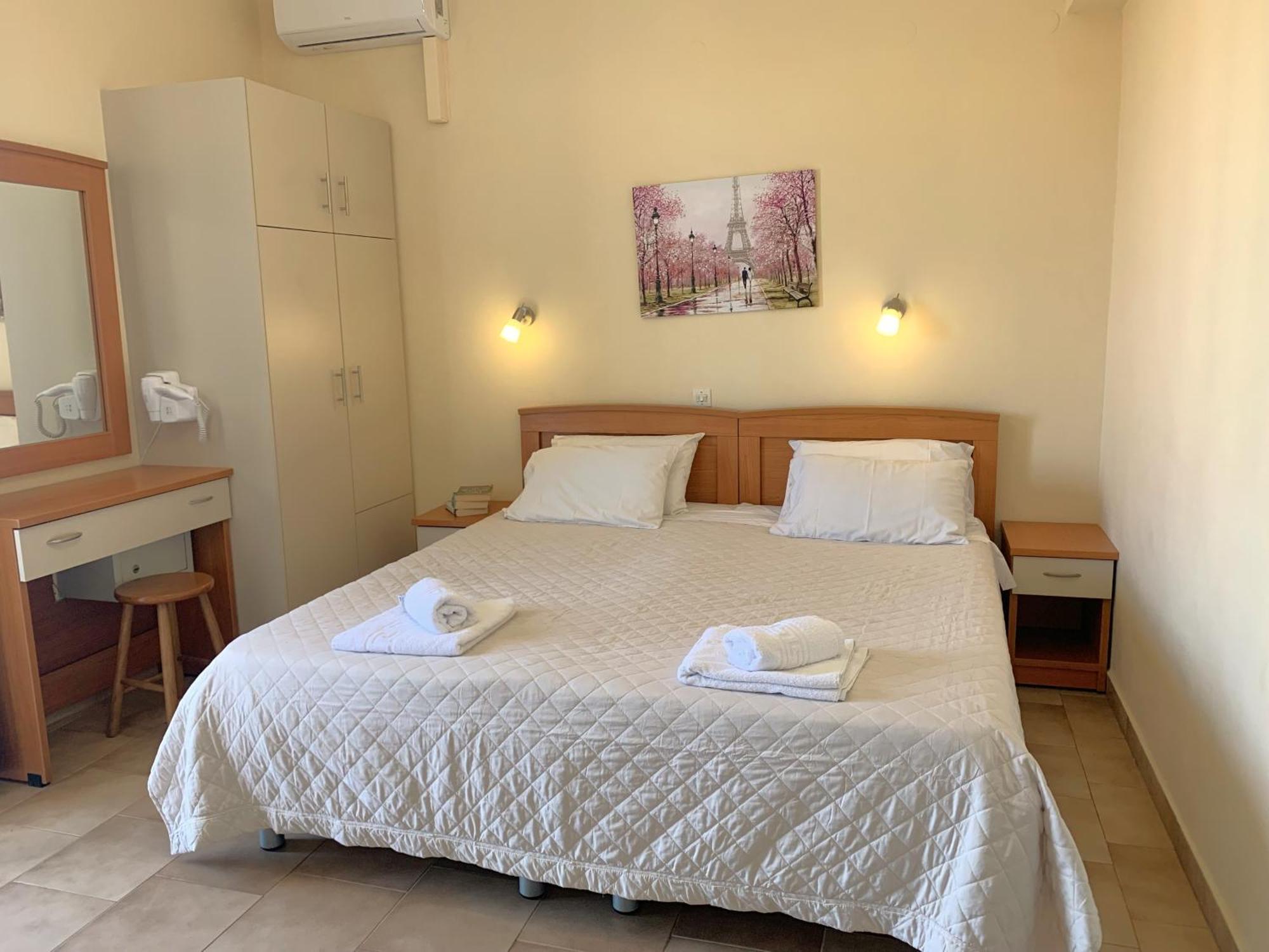 Dionysios Studios Skala  Exteriör bild