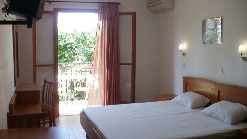 Dionysios Studios Skala  Exteriör bild